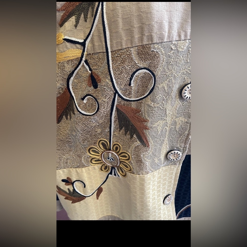 #7 Women's Multicolor Patchwork Jacket And Top - image 5